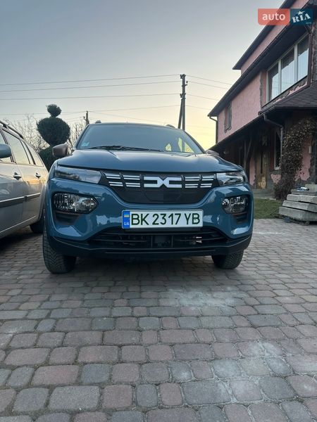 Внедорожник / Кроссовер Dacia Spring 2023 в Выгоде