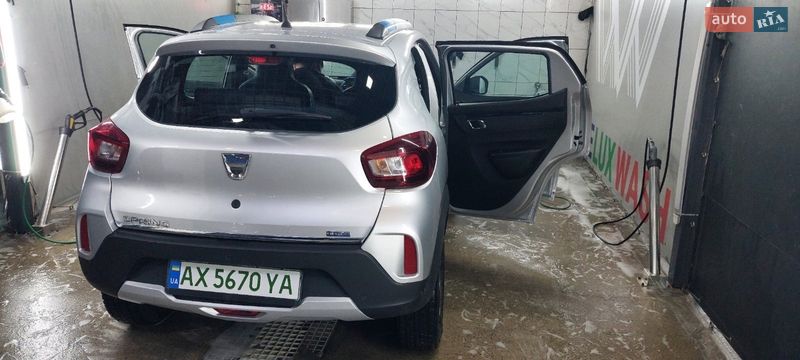 Внедорожник / Кроссовер Dacia Spring 2020 в Харькове