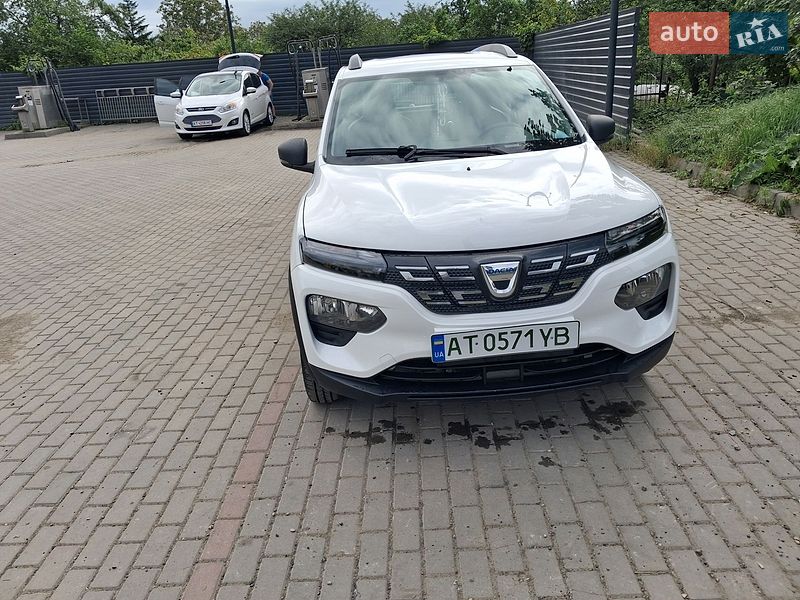 Внедорожник / Кроссовер Dacia Spring 2020 в Калуше