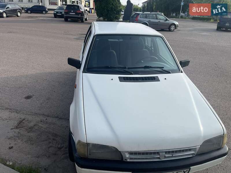 Седан Dacia SuperNova 2003 в Житомире