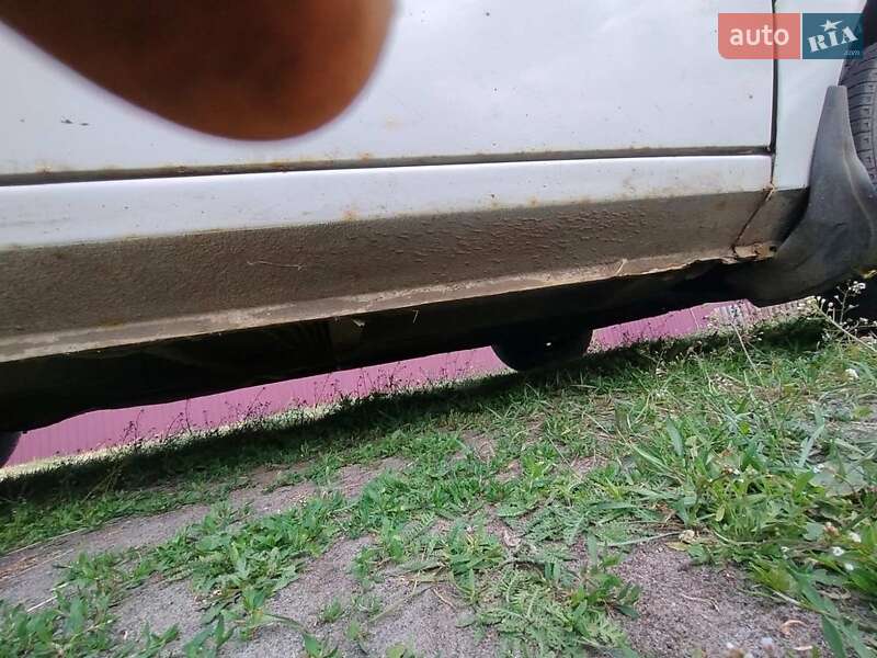Седан Dacia SuperNova 2003 в Полтаве