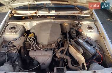 Седан Dacia SuperNova 2003 в 