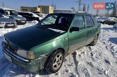 Седан Dacia SuperNova 2003 в Львові