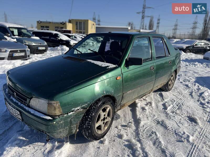 Dacia SuperNova 2003 Dacia SuperNova 2003