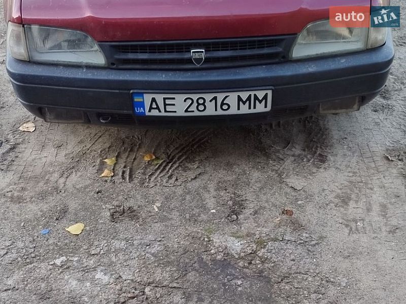 Dacia SuperNova 2002