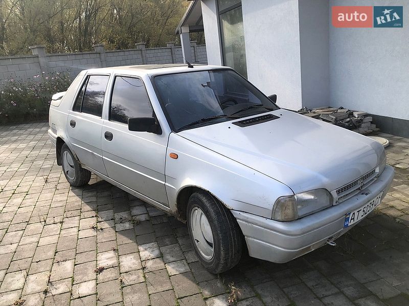 Седан Dacia SuperNova 2004 в Івано-Франківську