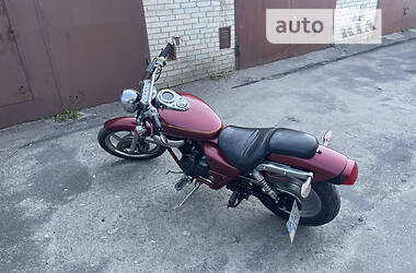 Мотоцикл Круизер Daelim VT 2000 в 