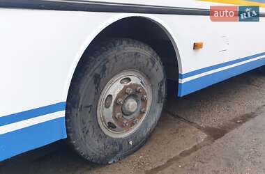 Приміський автобус Daewoo BM 1999 в Нікополі