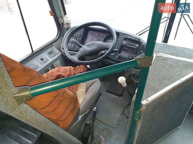 Приміський автобус Daewoo BM 1999 в Нікополі
