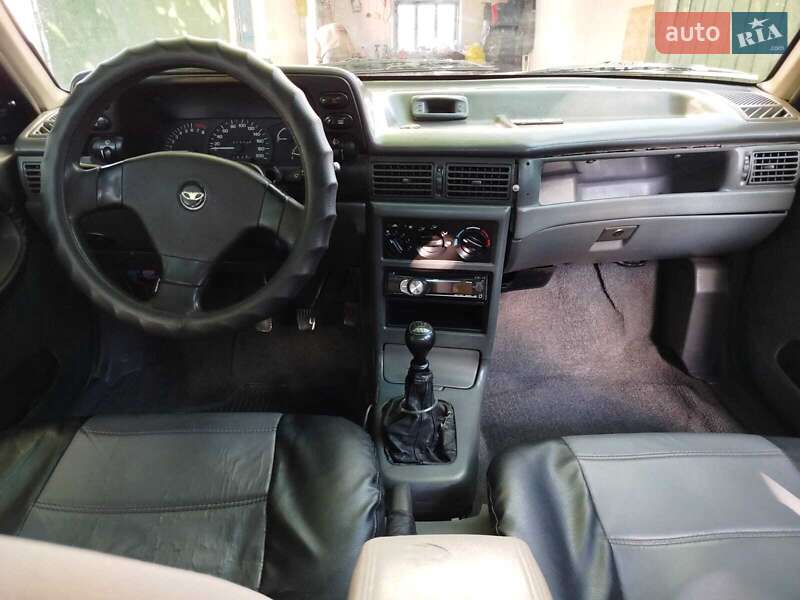 Седан Daewoo Cielo 1995 в Синельниково