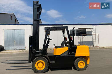 Вилочний навантажувач Daewoo D 70 2006 в 