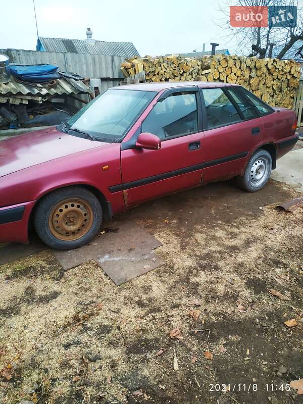 Седан Daewoo Espero 1997 в Дергачах