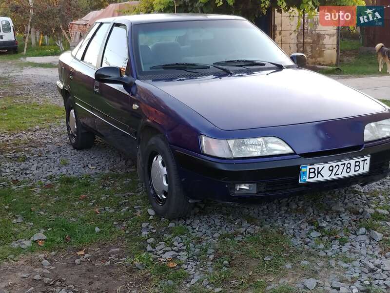 Седан Daewoo Espero 1996 в Рівному