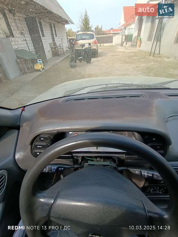 Седан Daewoo Espero 1997 в Маневичах