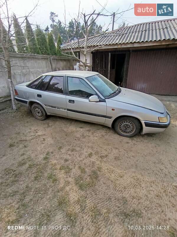 Седан Daewoo Espero 1997 в Маневичах