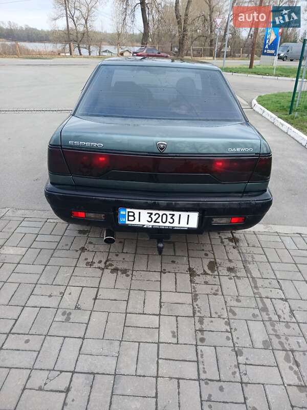 Седан Daewoo Espero 1997 в Кременчуці