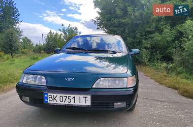 Седан Daewoo Espero 1997 в Ровно