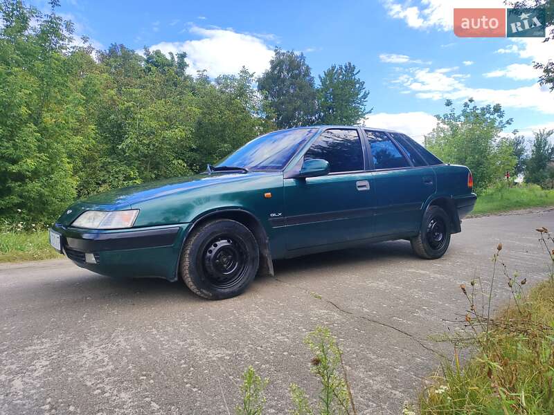 Седан Daewoo Espero 1997 в Ровно