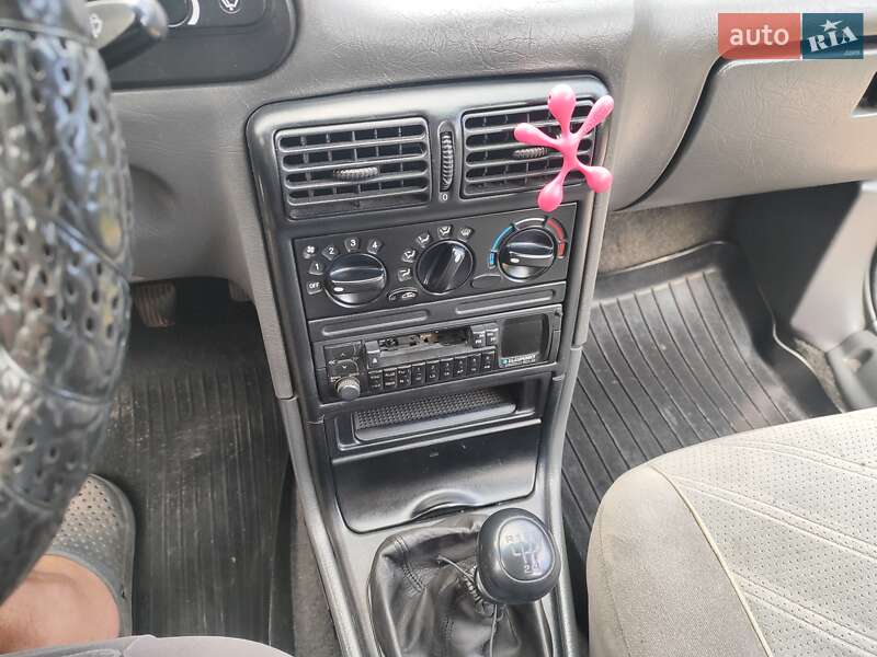 Седан Daewoo Espero 1997 в Ровно