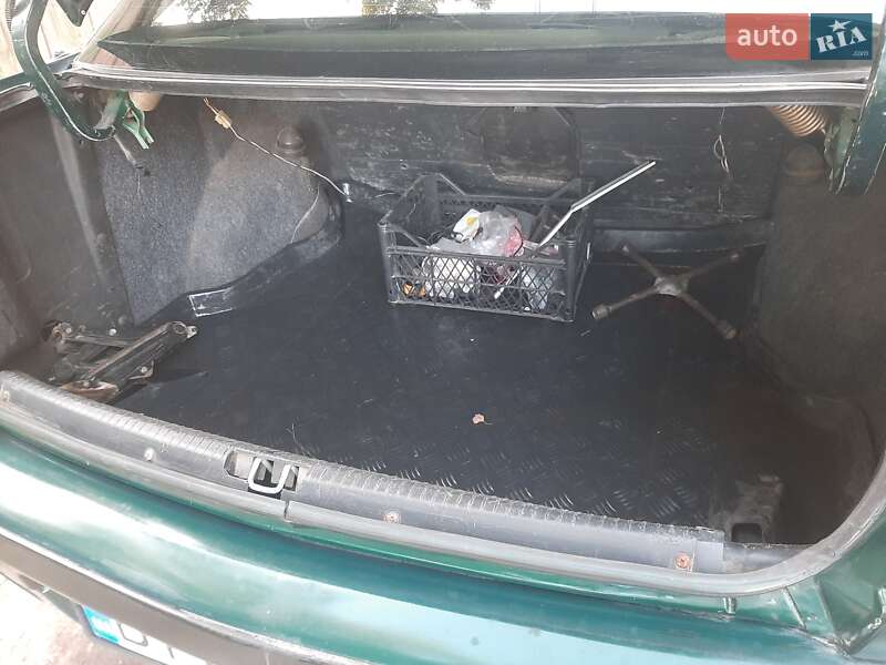 Седан Daewoo Espero 1995 в Кременчуге
