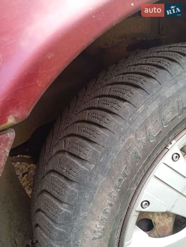 Седан Daewoo Espero 1995 в Тиврову
