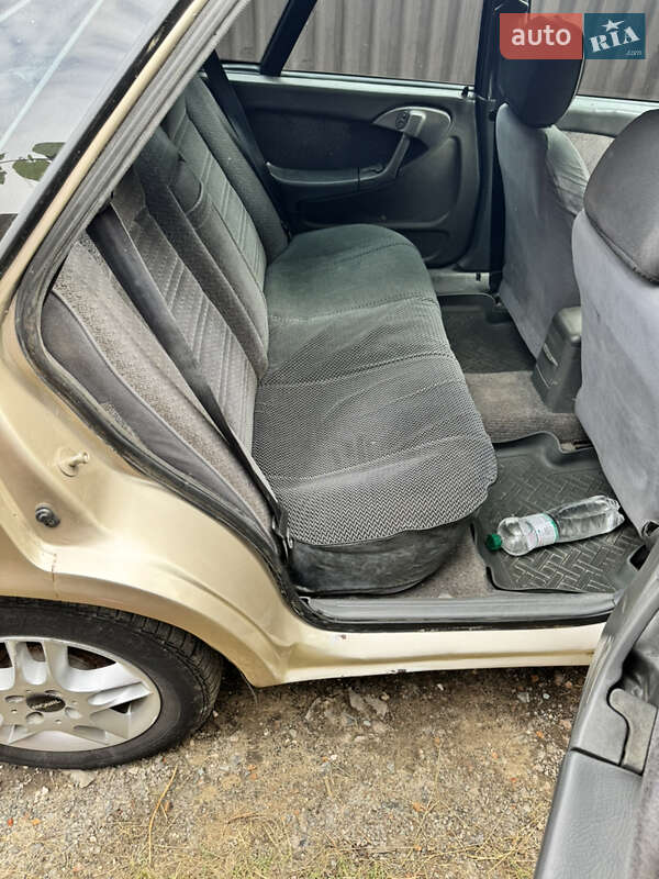 Седан Daewoo Espero 1998 в Чернігові