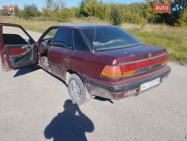 Седан Daewoo Espero 1997 в Тернополі
