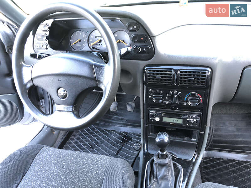 Седан Daewoo Espero 1996 в Жидачове
