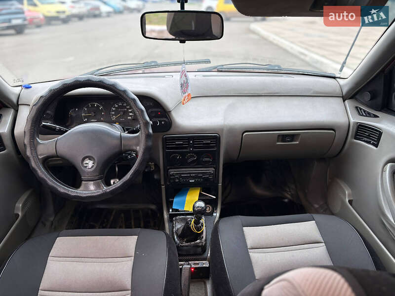 Седан Daewoo Espero 1993 в Кривом Роге