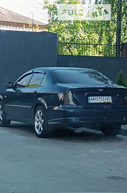 Седан Daewoo Evanda 2003 в Житомире