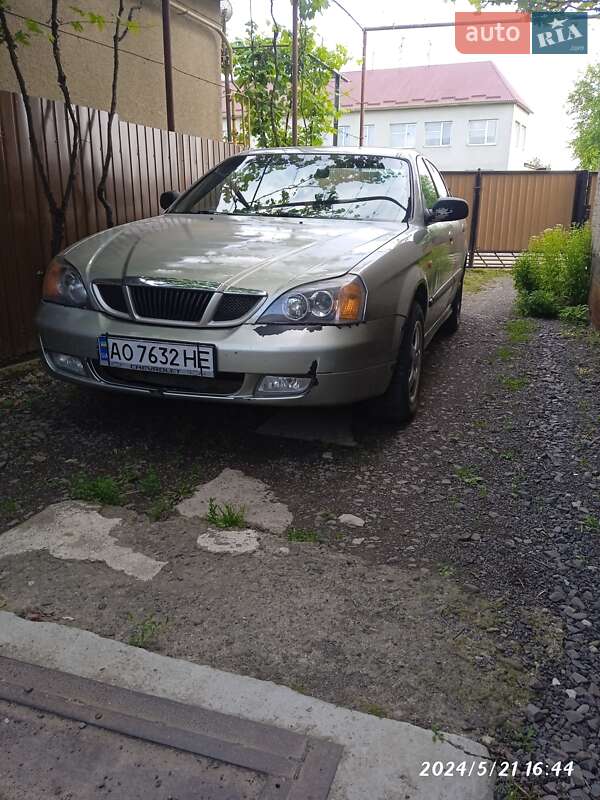 Седан Daewoo Evanda 2002 в Мукачево
