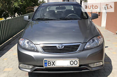 Седан Daewoo Gentra 2013 в Дунаївцях
