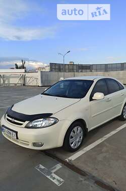 Седан Daewoo Gentra 2013 в Києві