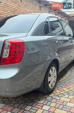 Седан Daewoo Gentra 2013 в 