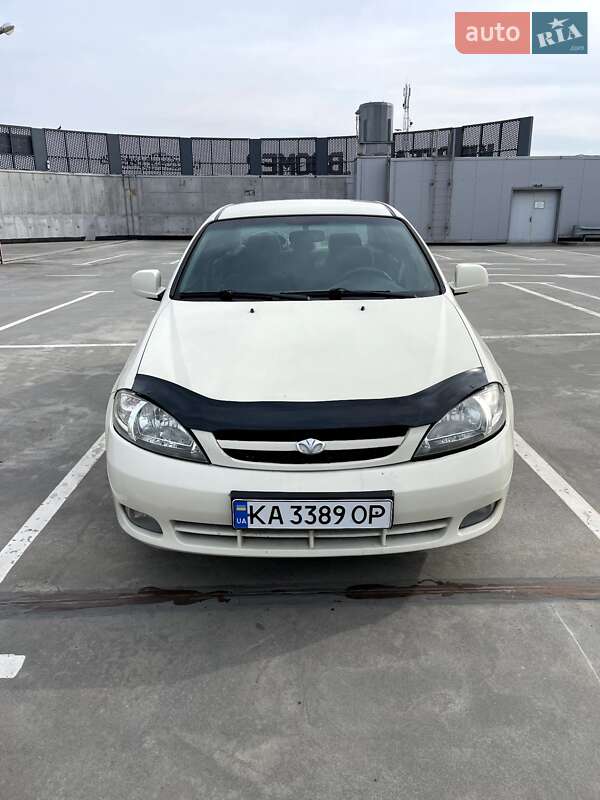 Daewoo Gentra 2013