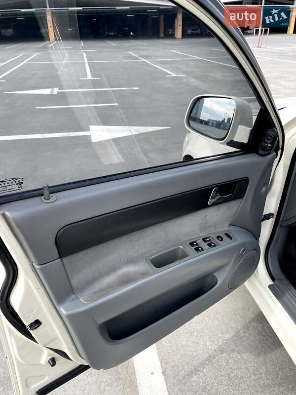 Седан Daewoo Gentra 2013 в Киеве