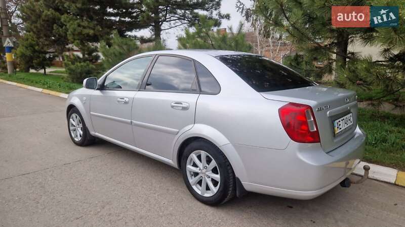 Седан Daewoo Gentra 2013 в Долинской