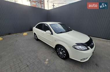 Седан Daewoo Gentra 2014 в 