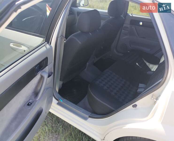 Седан Daewoo Gentra 2014 в Николаеве