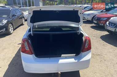 Седан Daewoo Gentra 2014 в 