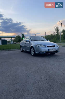 Седан Daewoo Gentra 2015 в 