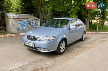 Седан Daewoo Gentra 2013 в Києві