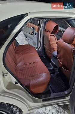 Седан Daewoo Gentra 2014 в 