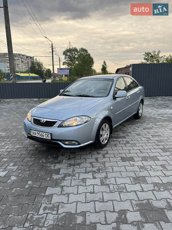 Седан Daewoo Gentra 2013 в Полтаві