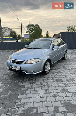 Седан Daewoo Gentra 2013 в 
