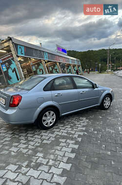 Седан Daewoo Gentra 2013 в 