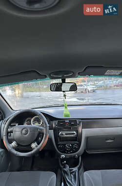Седан Daewoo Gentra 2013 в 