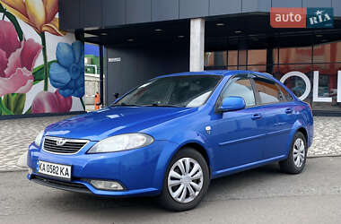 Седан Daewoo Gentra 2014 в 
