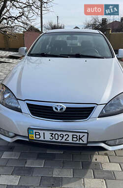 Седан Daewoo Gentra 2015 в Полтаві