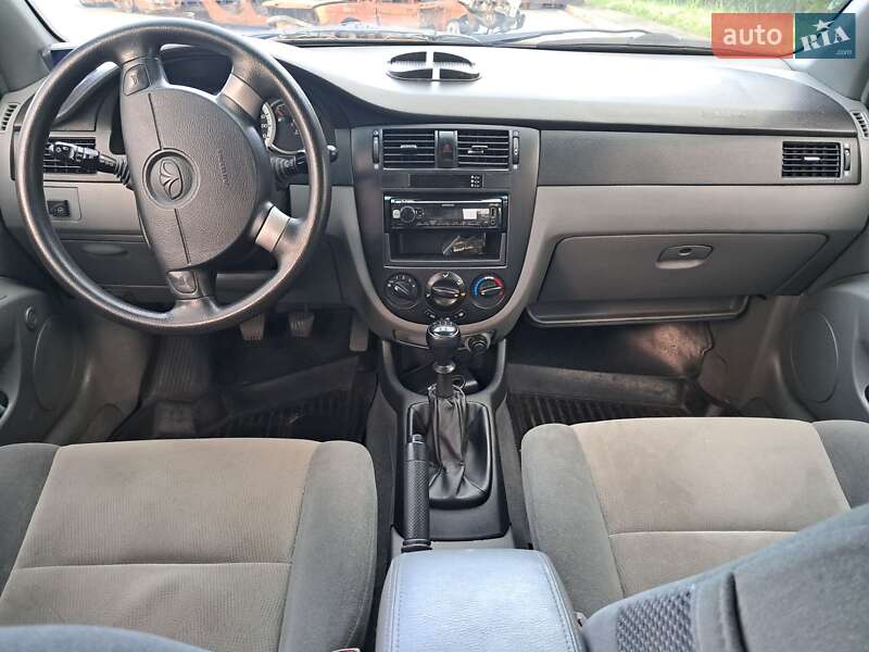 Седан Daewoo Gentra 2014 в Ирпене